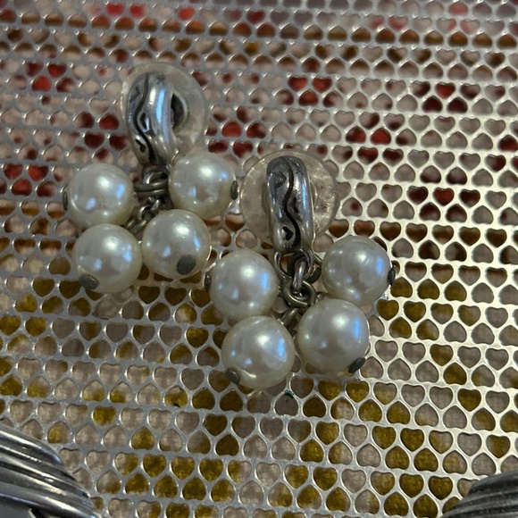Brighton Earrings - Picture 1 of 1